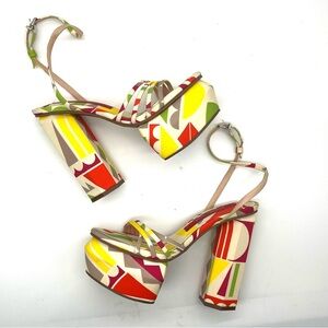 Gianni‎ Bini Women Size 6 Parrish Geo Print Strappy Platform Sandal Heels 70s